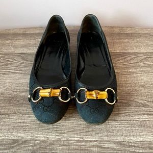 Gucci Signature Black Flats